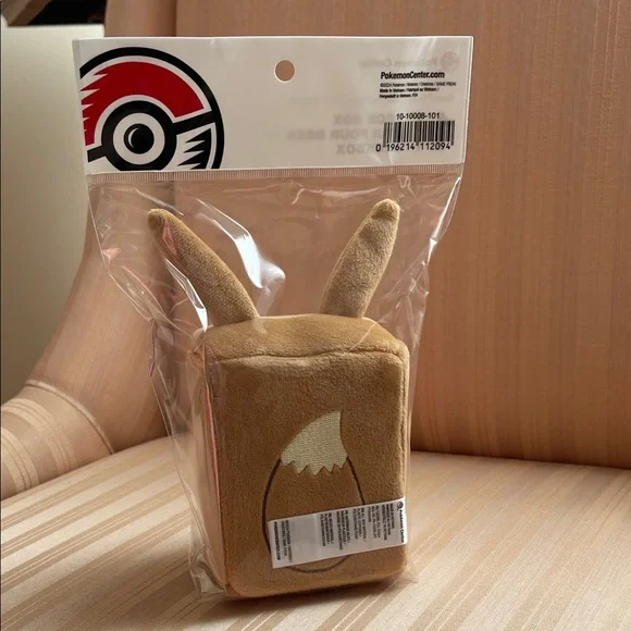 Pokemon Eevee Deck Box - Brown and Cream - Picture 4 of 10